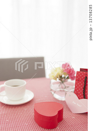 バレンタイン バレンタイン 13708285