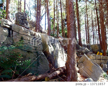 カレンフェルト 竜ヶ石山 カレンフェルト 竜ヶ石山 13711657