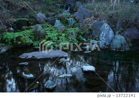 日本庭園の風景 13722141