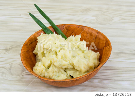 Mash potato 13726518
