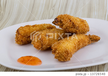 Fried prawn tempura Fried prawn tempura 13726540