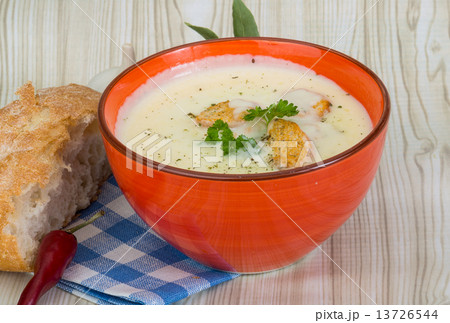 Cheese soup with croutons 13726544
