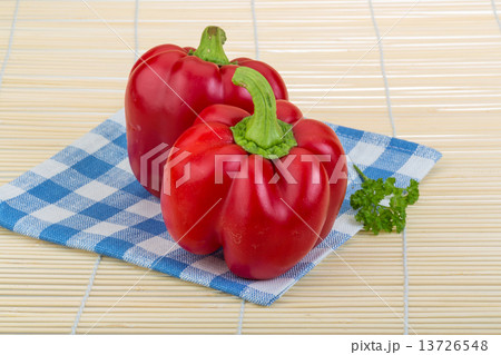Red pepper 13726548