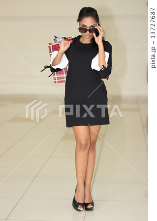 Mixed Races Lifestyle Mixed Races Lifestyle 13727687