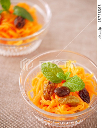 キャロットラぺ（縦位置ハイアングル） 13728368