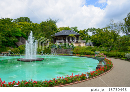 神奈川　箱根　強羅公園の噴水 13730448
