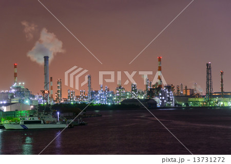 神奈川　川崎　工場の夜景 13731272