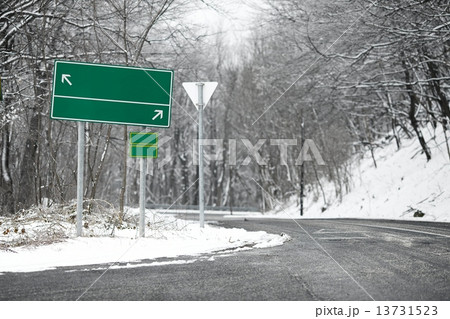 Winter Road Winter Road 13731523