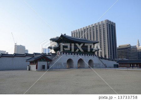 韓国　ソウル　景福宮 13733758