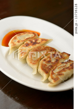 餃子 13736128