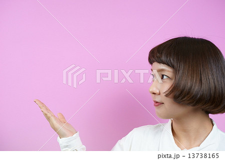 女の子 女の子 13738165