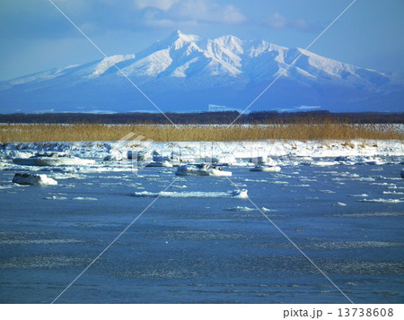 冬の濤沸湖 冬の濤沸湖 13738608