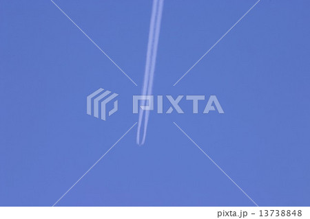 飛行機雲 13738848
