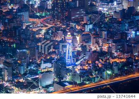 通天閣と大阪の夜景 通天閣と大阪の夜景 13741644