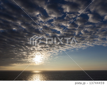 夕景(横・海・空多め) 13744459