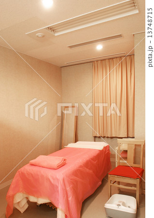 施術室 13748715