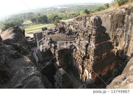 エローラ エローラ 13749867