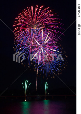 つなぎ温泉御所湖まつり（花火大会） 13750364