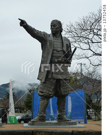 久坂玄瑞像 13752458