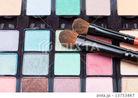 makeup kit and cosmetic brushes makeup kit and cosmetic brushes 13753867