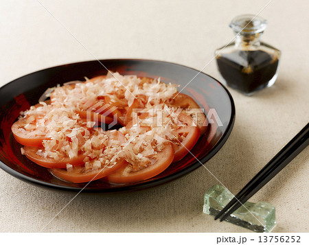 トマトサラダ 13756252