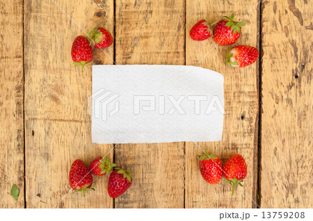 Strawberries Strawberries 13759208
