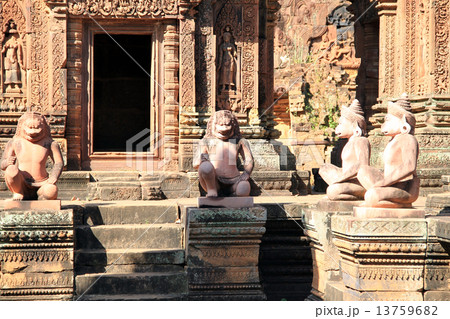 バンテアイ・スレイ 13759682