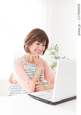 young things 13760609