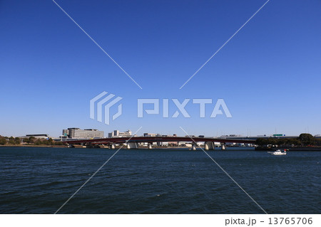 大田区昭和島の風景 13765706