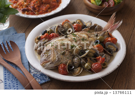 鯛のアクアパッツァ 13766111