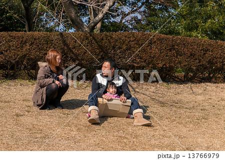 親子草すべり 13766979
