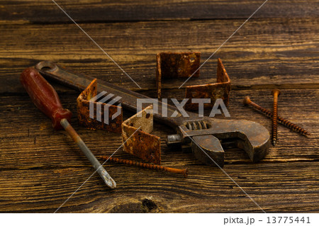 spare parts and instruments 13775441