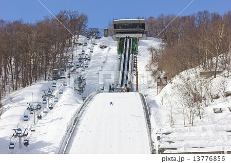 冬の大倉山ジャンプ競技場 13776856