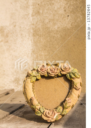 Picture frame on a wooden Picture frame on a wooden 13782645