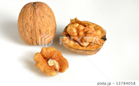 Walnuts in closeup 13784058