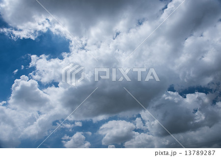 青空と雲 青空と雲 13789287
