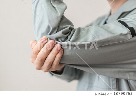 作業服の男性 作業服の男性 13790762