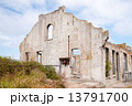 Abandoned house / ruin 13791700