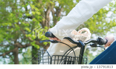 サイクリング 13791813