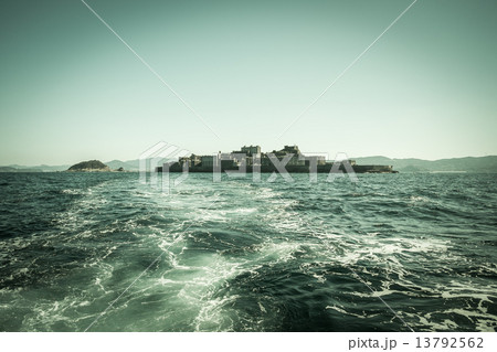 軍艦島 軍艦島 13792562