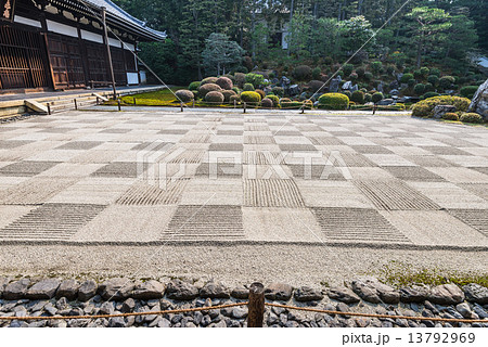 京都 東福寺 開山堂 庭園の写真素材