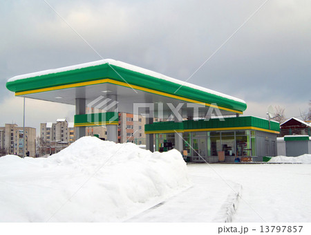 gas station in city gas station in city 13797857