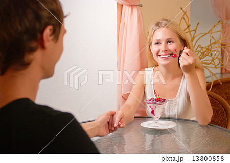 Young couple Young couple 13800858