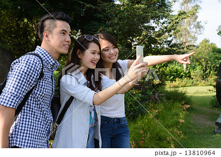 On Holiday 4 13810964