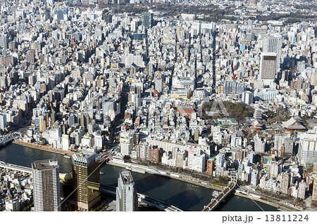 東京スカイツリー 展望回廊 地上450mから望む浅草 15年2月の写真素材