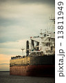 船と夕日 13811949
