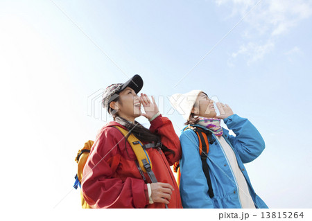 叫んでいる女性2人 叫んでいる女性2人 13815264