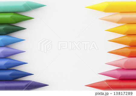 カラフルなオイルパステル 13817289
