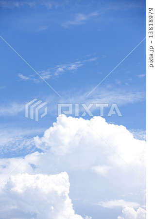 空 13818979