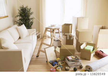 引越し作業中の風景 引越し作業中の風景 13820549